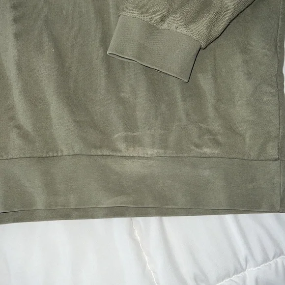 ASOS DESIGN oversized sweatshirt with cut and sew panel - Picture 4 of 6